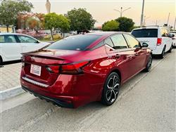 نیسان ئەلتیما